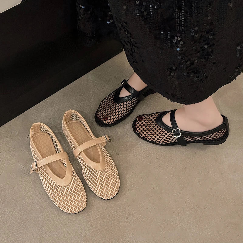 En été, portez des chaussures à bout rond, à boucles droites, décontractées et confortables, des ballerines pour femmes, des chaussures simples Mary Jane découpées, des chaussures en résille