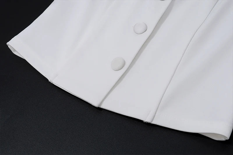 Le Blanc Chic Set - Minirock & V-Ausschnitt Weste