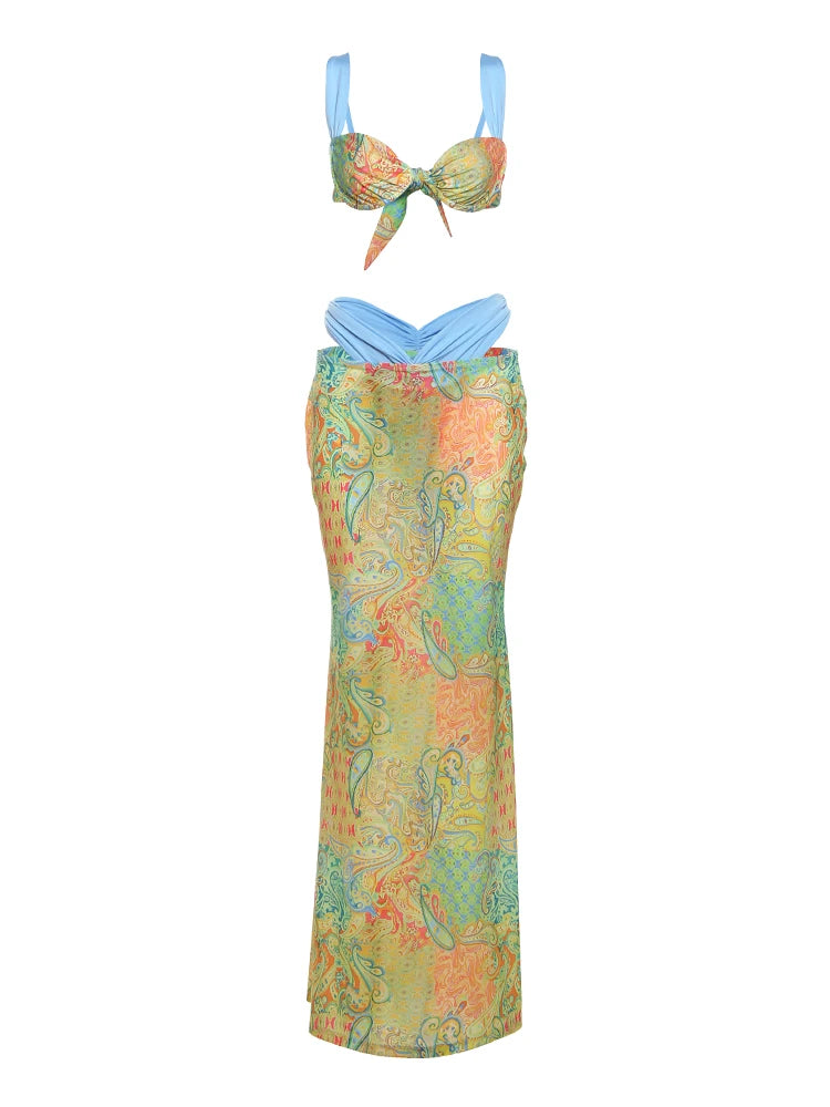 Dreiteiliges Bade-Set aus gemustertem Mesh mit Bikini, Rock und Cover-Up – La Sirena von Aura Aurora