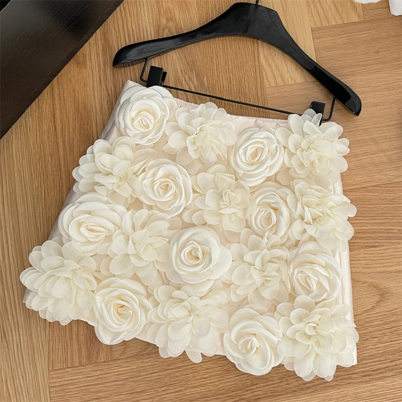 Bloomy Skirt- 3D-Rosen Minirock