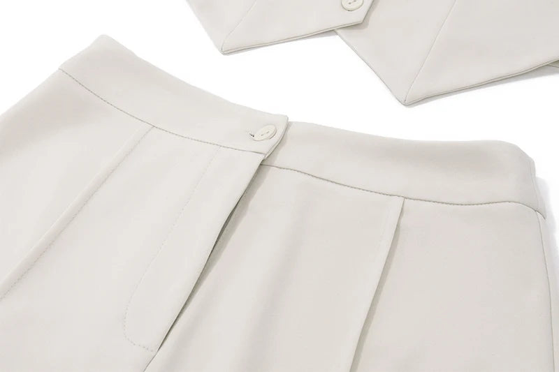 Café Chic - Ärmelloses Top & Minirock Set