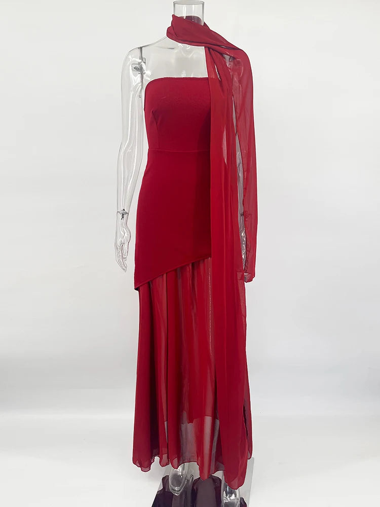 Sable Sirène – Trägerloses Mesh-Maxikleid mit Schlitz