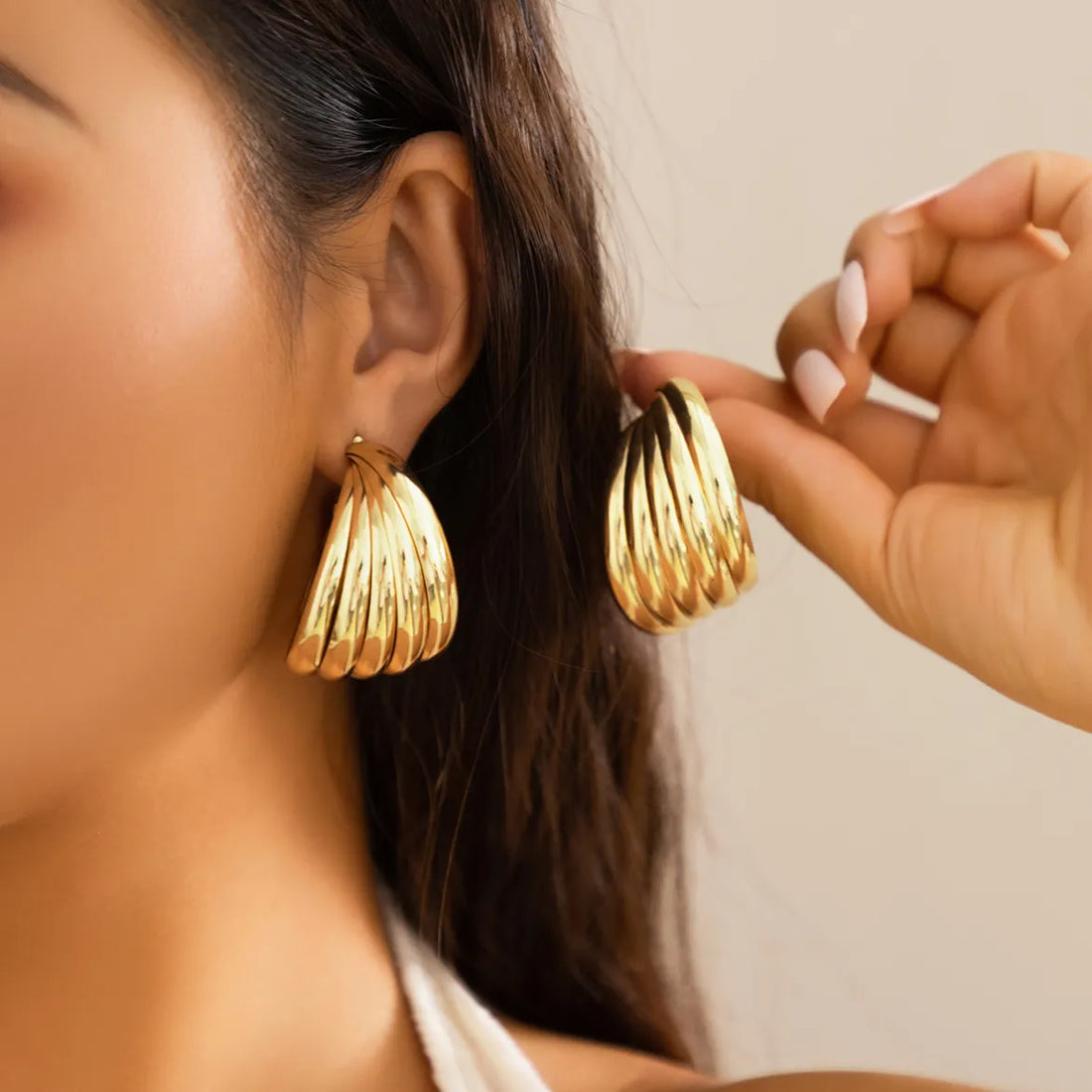 Aurora Shell Earrings